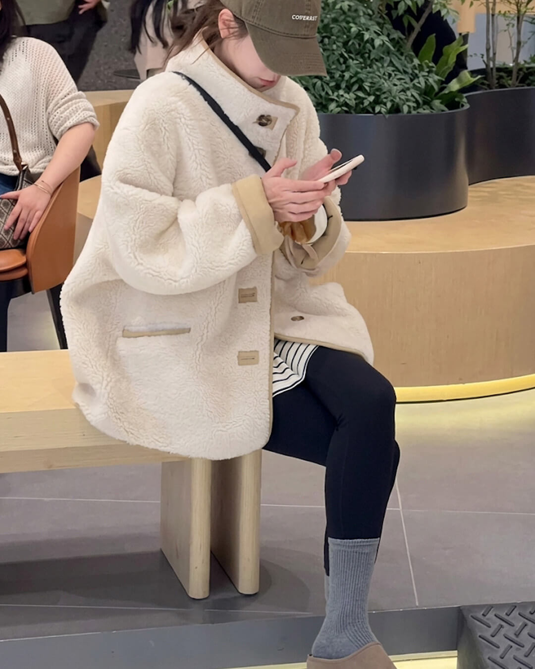 SOERA Vanya Stand Collar Faux Fur Coat - Coats & Jackets - dP1765731916179981300 S