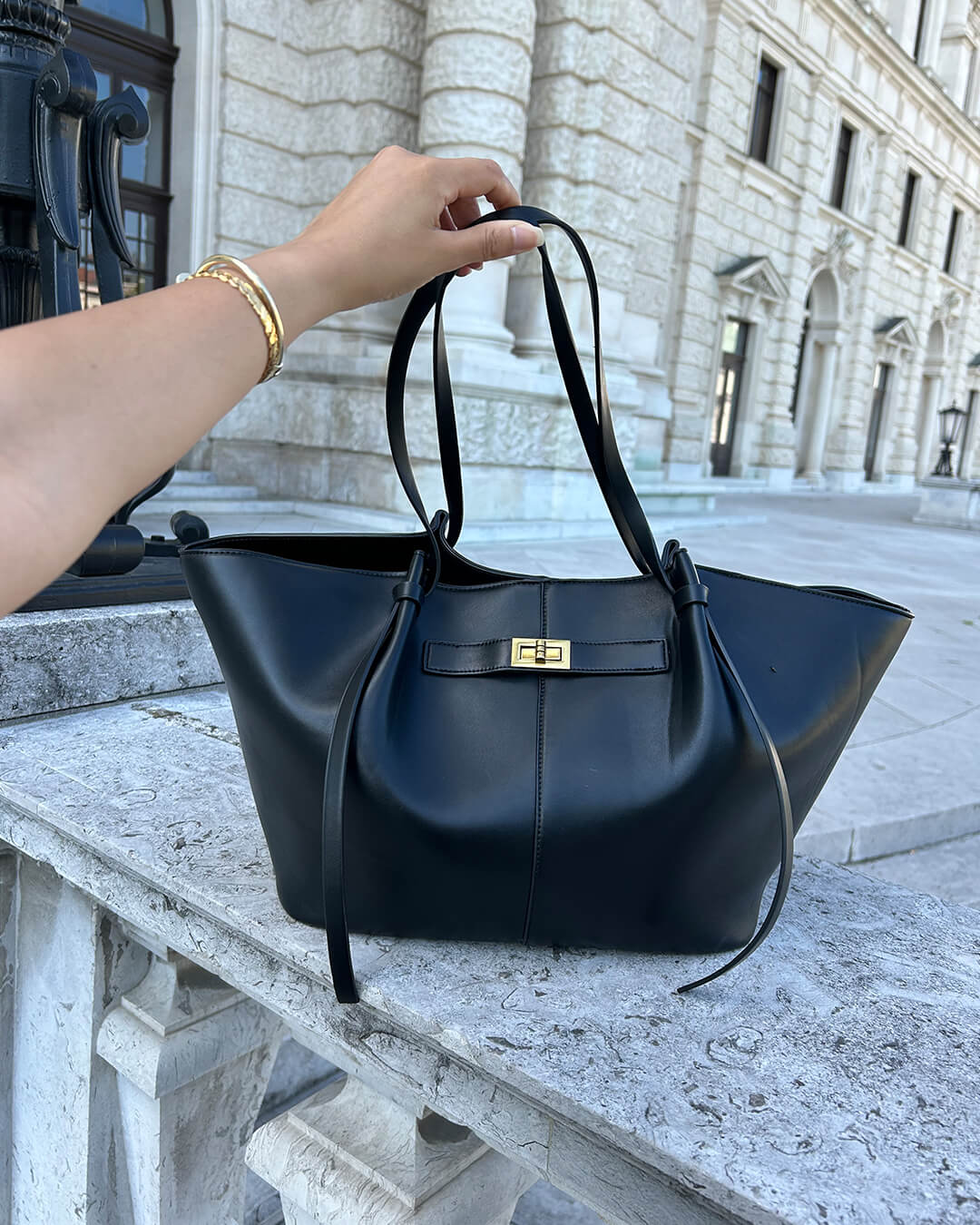 SOERA Gerda Shopper Bag - Handbags - Soera-Amara-Bag/Black Black Regular