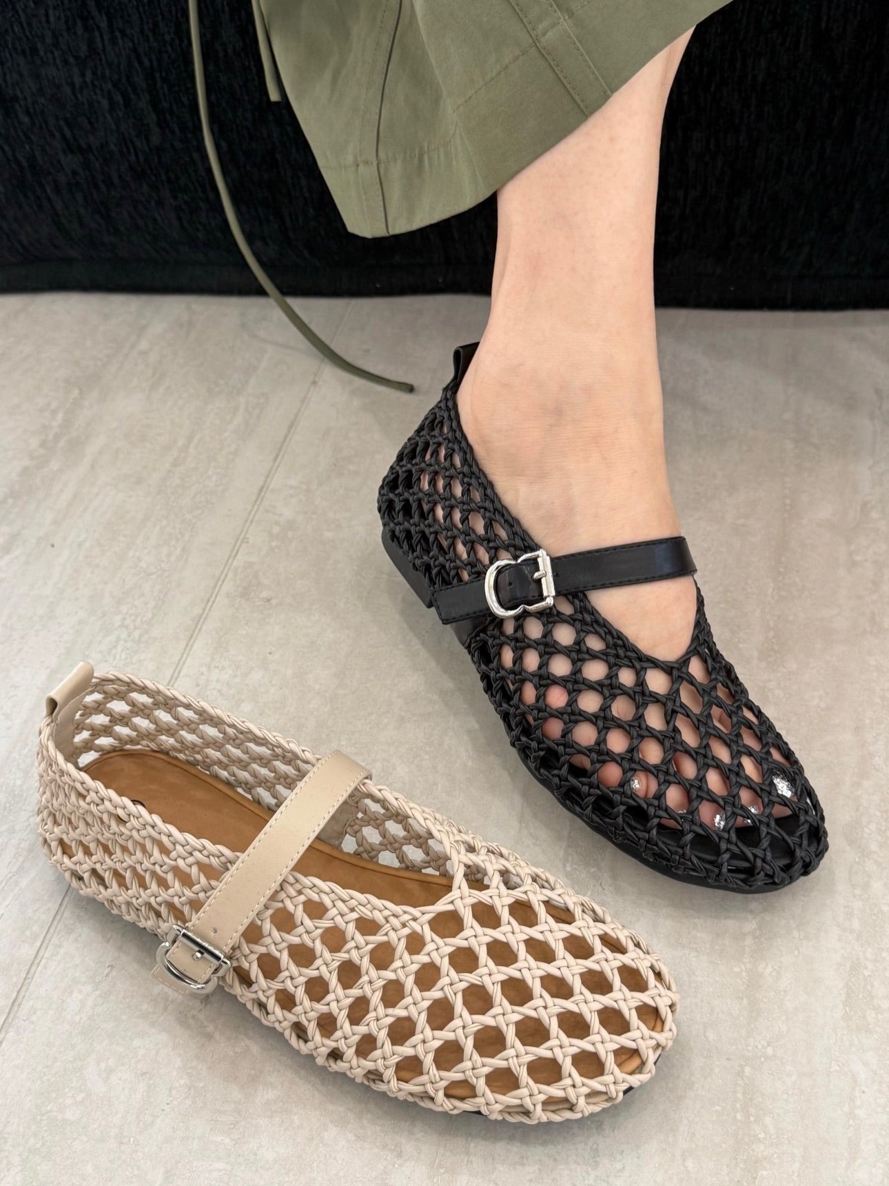 SOERA Bianca Woven Hollow Flat Sandals - Shoes -  Black 39