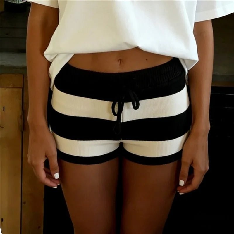 SOERA Aisnika Striped Knit Shorts - Shorts - SOERA-603523-DEF-OS-95395 Black S